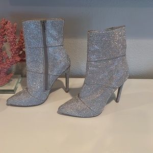 Steve Madden - Rhinestone boots